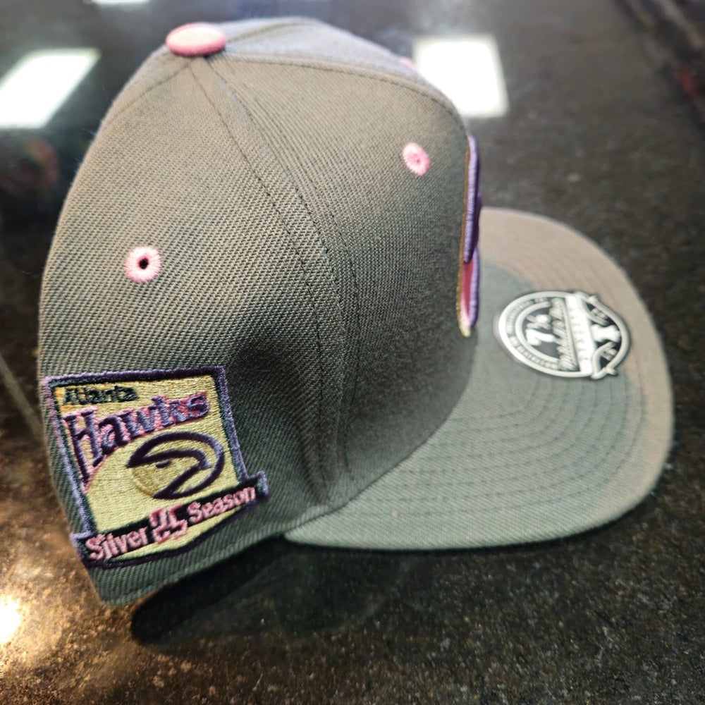 Sz various Atlanta hawks fitted cap