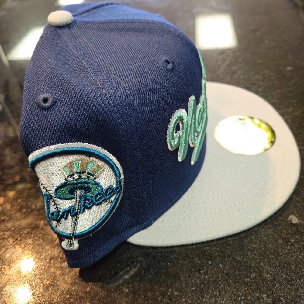 Sz 7 3/8 NY Yankees fitted cap