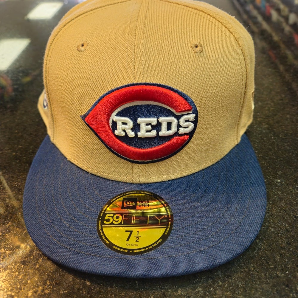 Sz 7 1/2 Cincinnati reds fitted cap