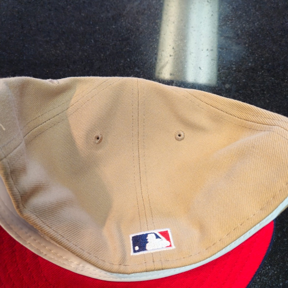 Sz 7 1/2 Cincinnati reds fitted cap