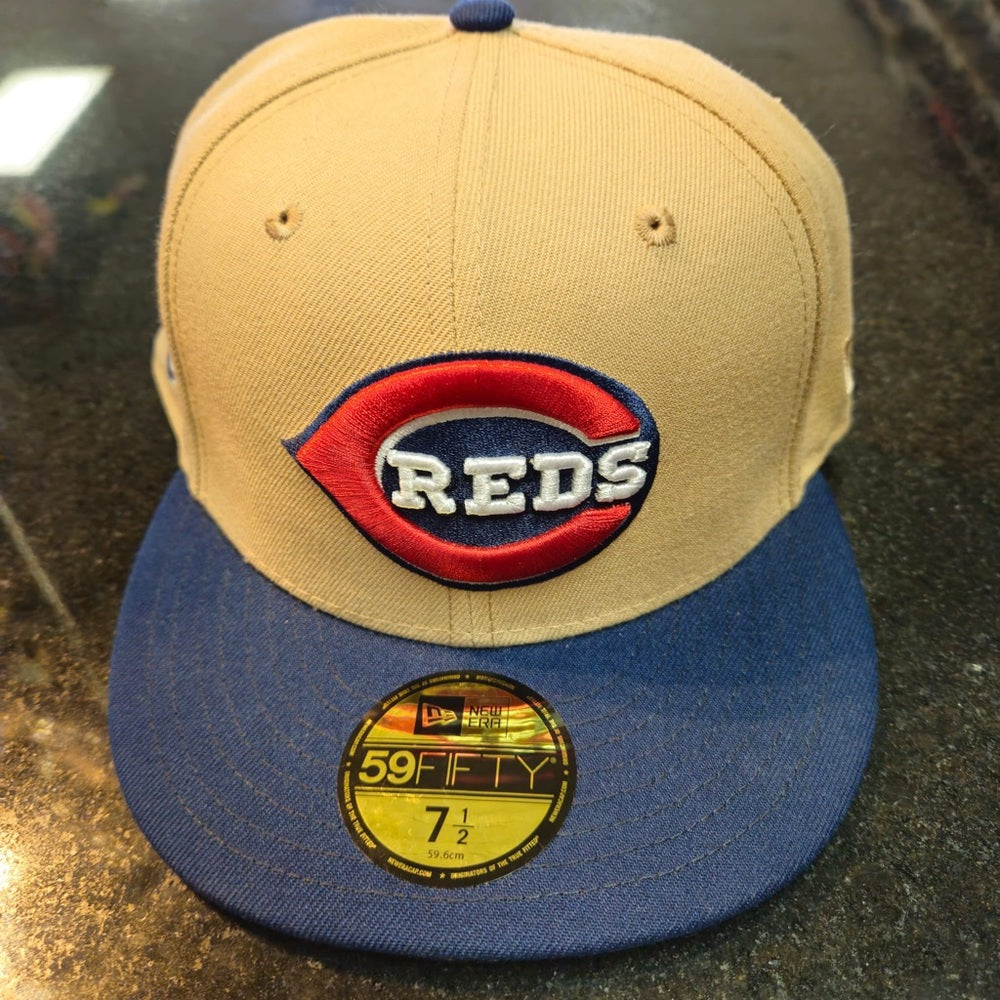 Sz 7 1/2 Cincinnati reds fitted cap