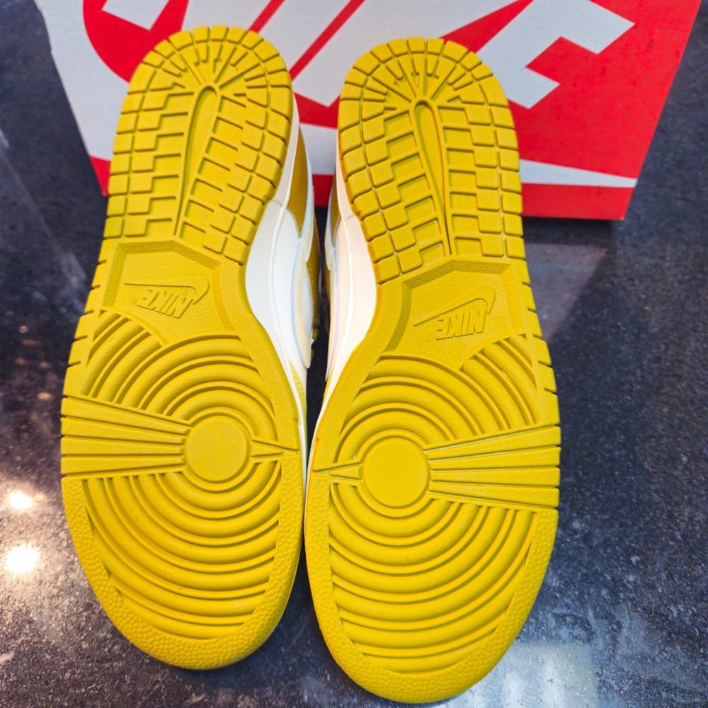 Coconut Milk/Bronzine/Saturn Gold sz 8