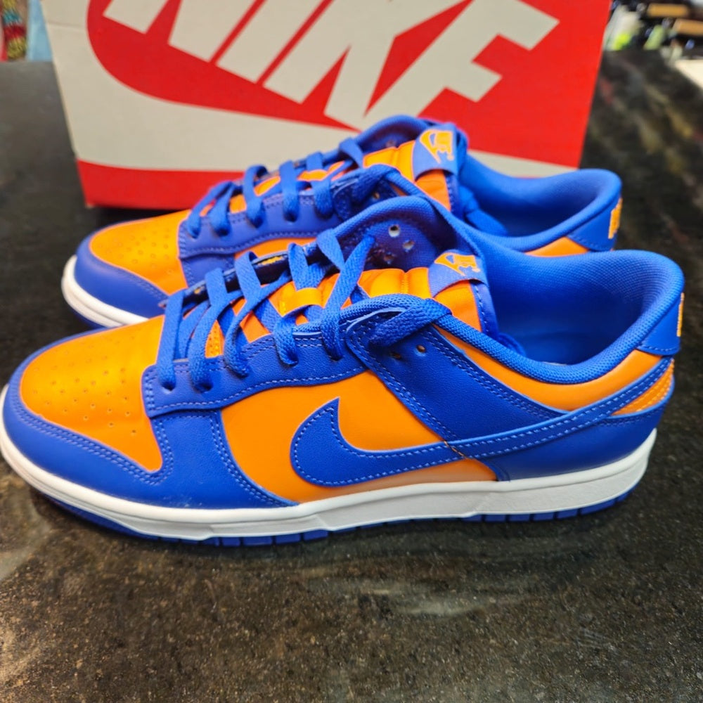 Sz 9.5 Nike Dunk Low Retro sneakers in blue and orange