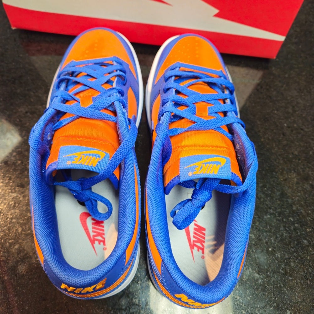 Sz 9.5 Nike Dunk Low Retro sneakers in blue and orange