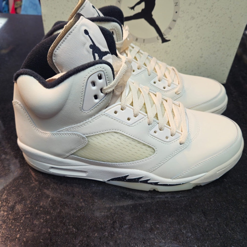 AIR JORDAN 5 RETRO SE 'Sail/Black/Brn/Coconut Milk' Men Size various - FN7405100