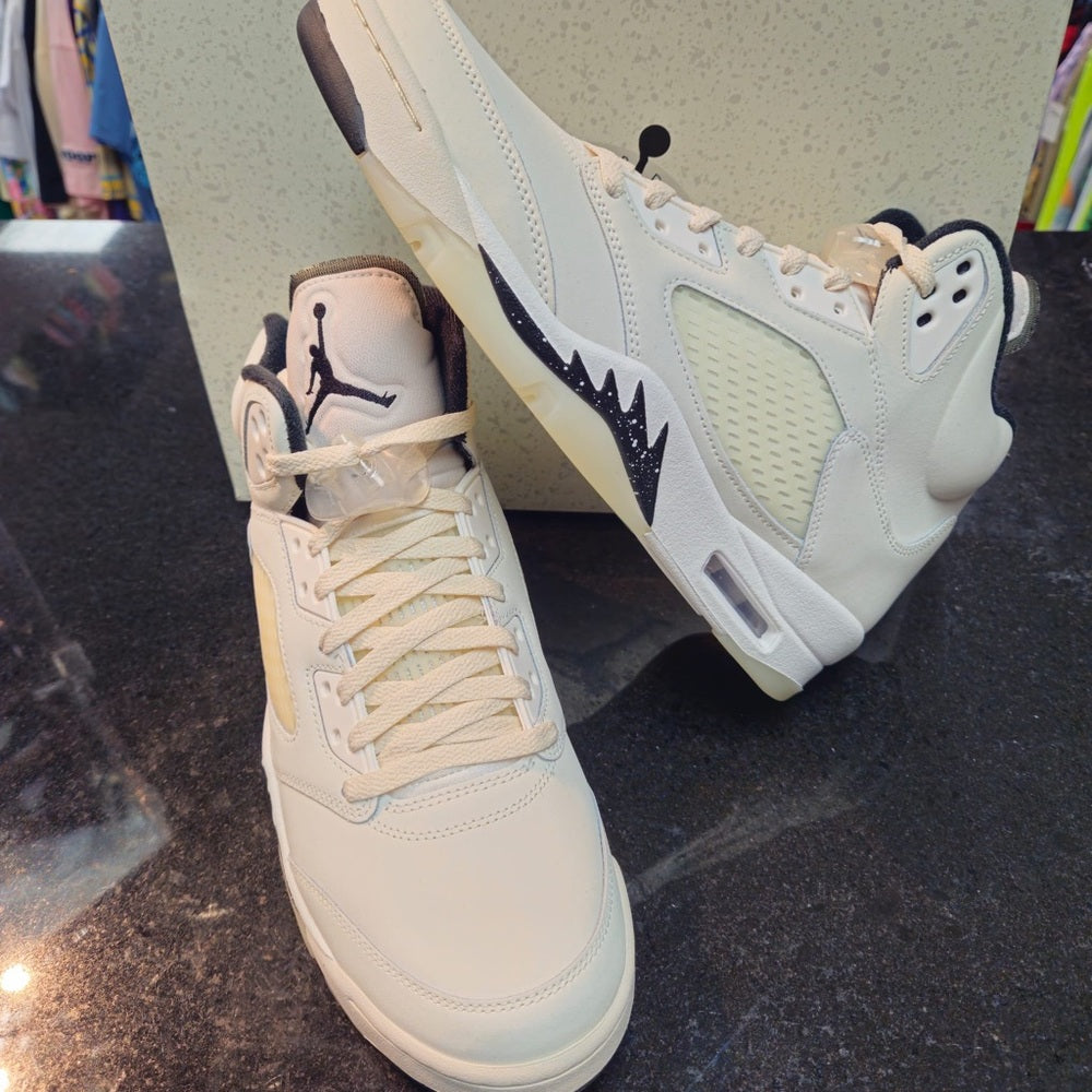 AIR JORDAN 5 RETRO SE 'Sail/Black/Brn/Coconut Milk' Men Size various - FN7405100