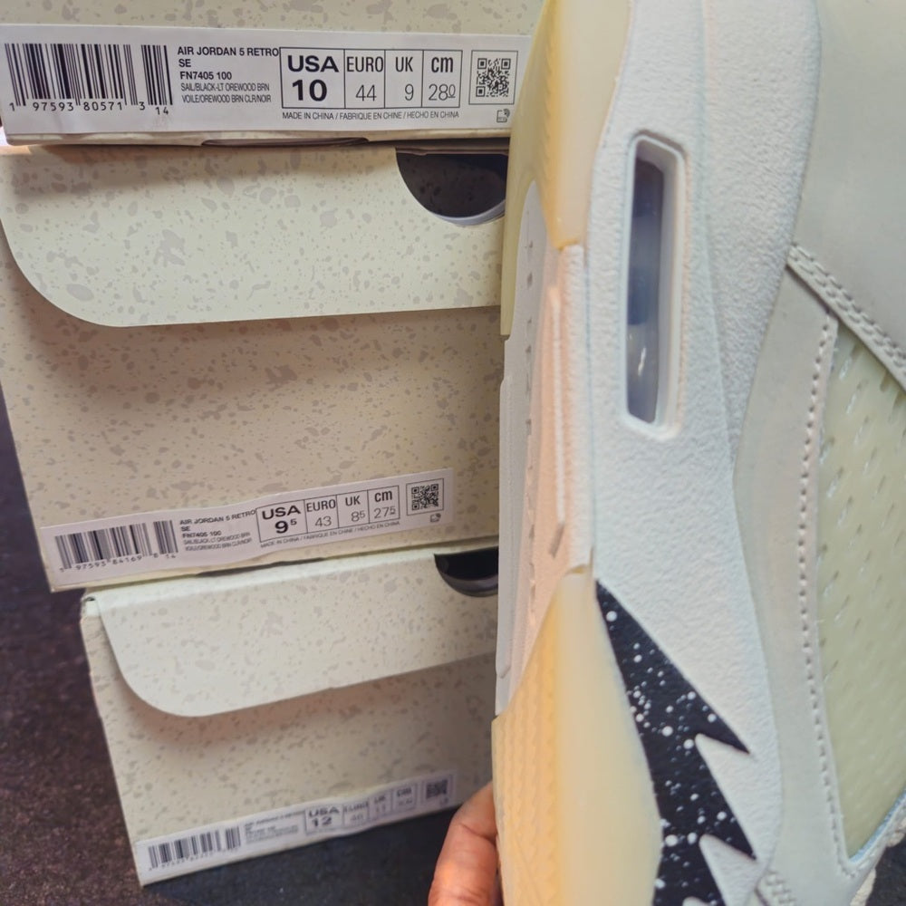 AIR JORDAN 5 RETRO SE 'Sail/Black/Brn/Coconut Milk' Men Size various - FN7405100