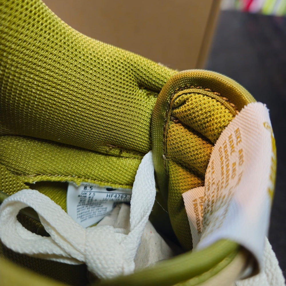 Sz Various Nike Beige Dunk Low Sneakers