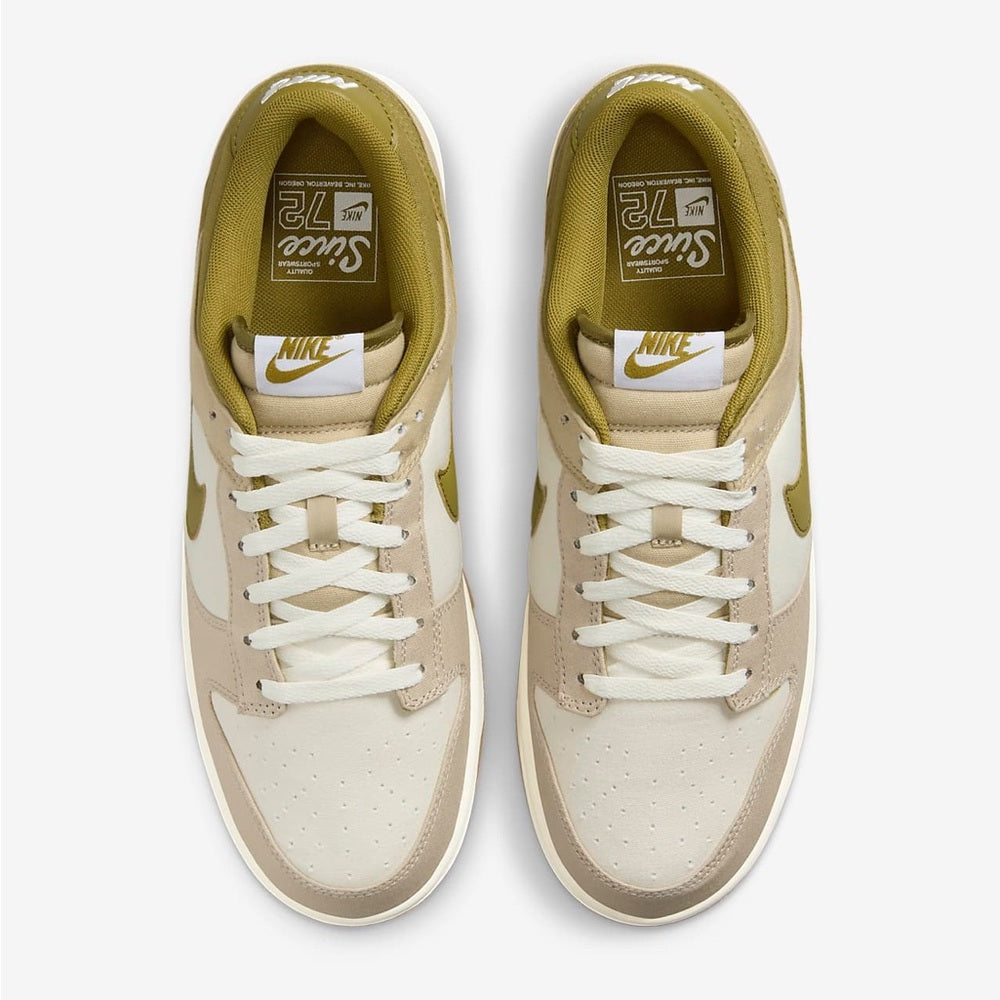 Sz Various Nike Beige Dunk Low Sneakers