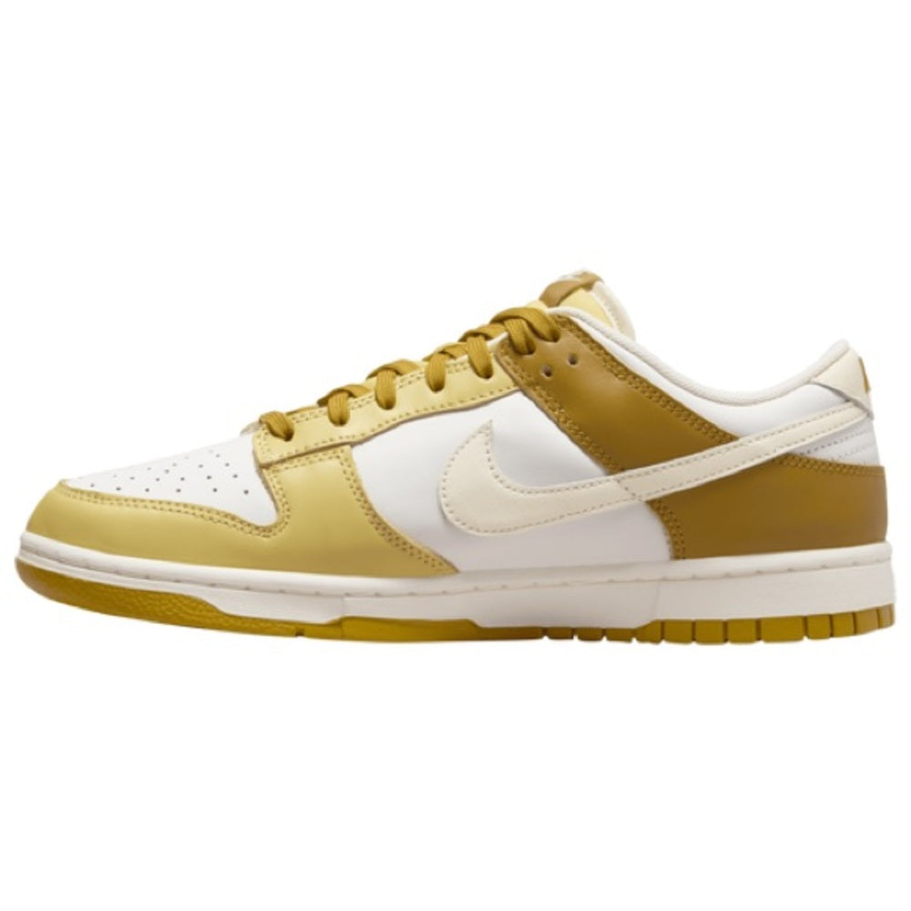 Sz various retro dunk lows gold & white Nwb