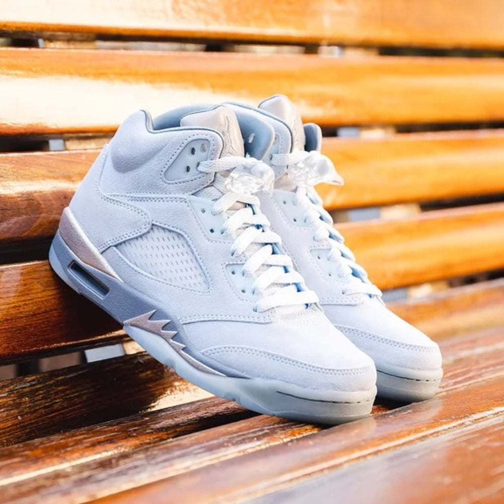 Retro 5 blue bird sz 9.5 W / 8 M