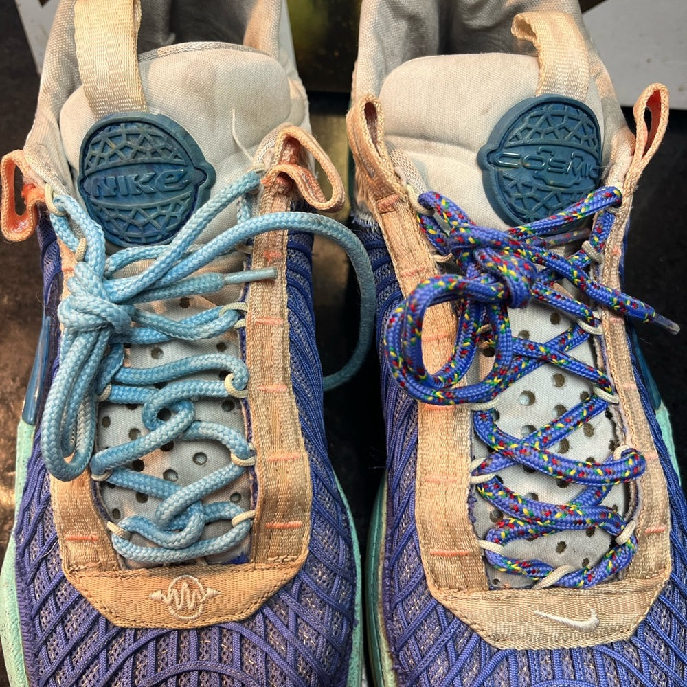 Nike Cosmic Unity Size 10 Blue/teal/light