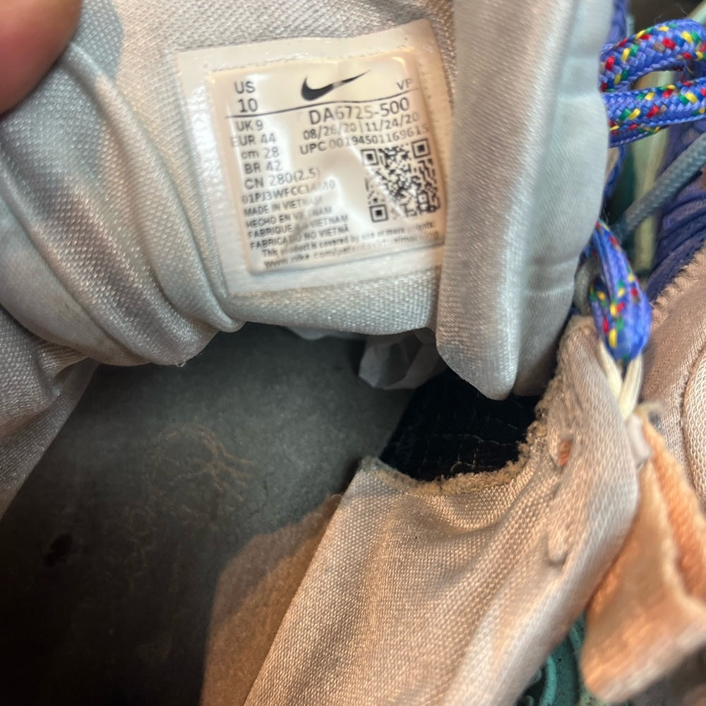 Nike Cosmic Unity Size 10 Blue/teal/light