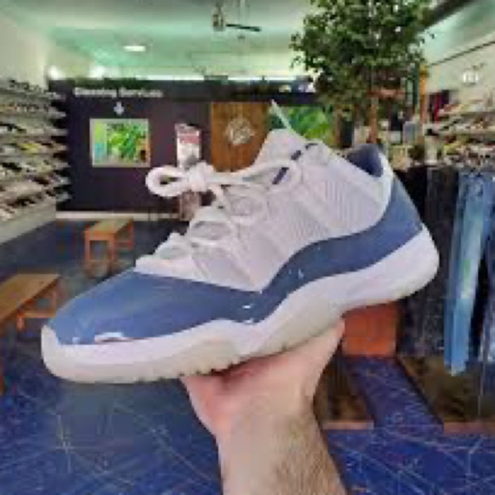 Sz 10.5 Jordan retro 11 lows blue Nwb