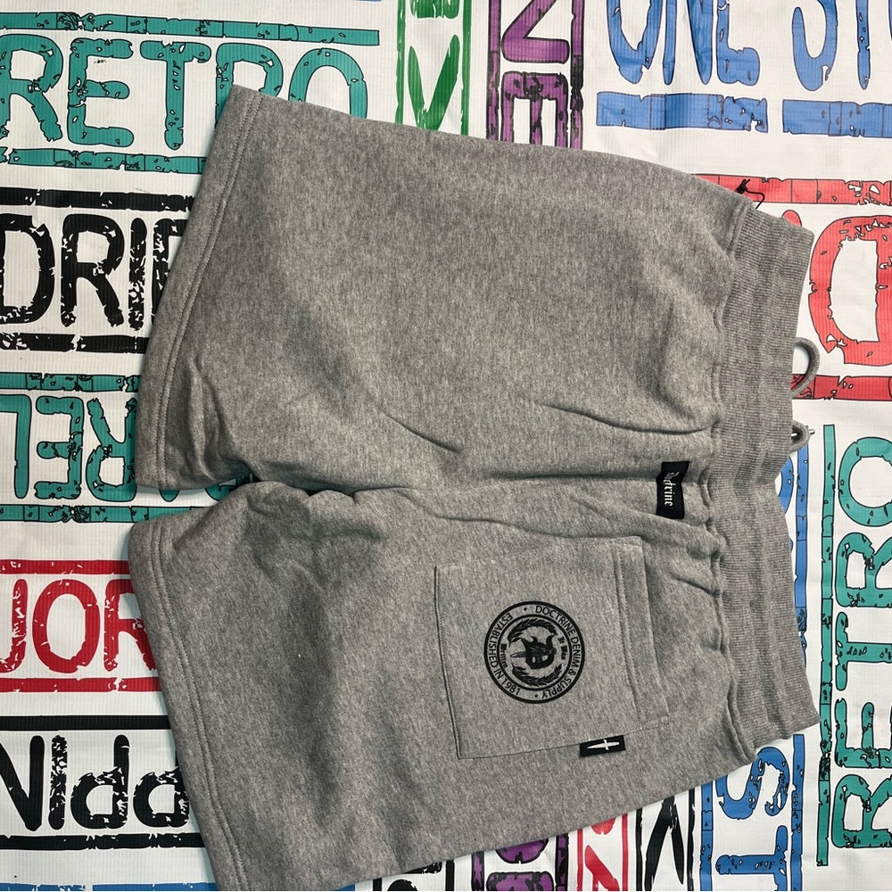 Doctrine shorts Sz various gray