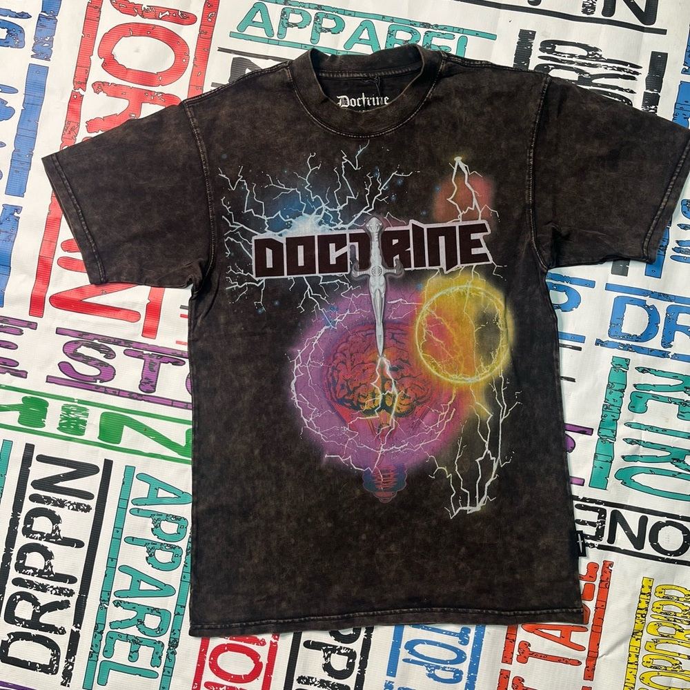 Doctrine graphic tee Sz various