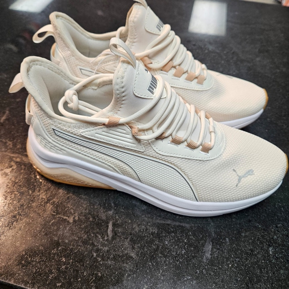 Sz 9 women’s Puma-Amplifier-Wns