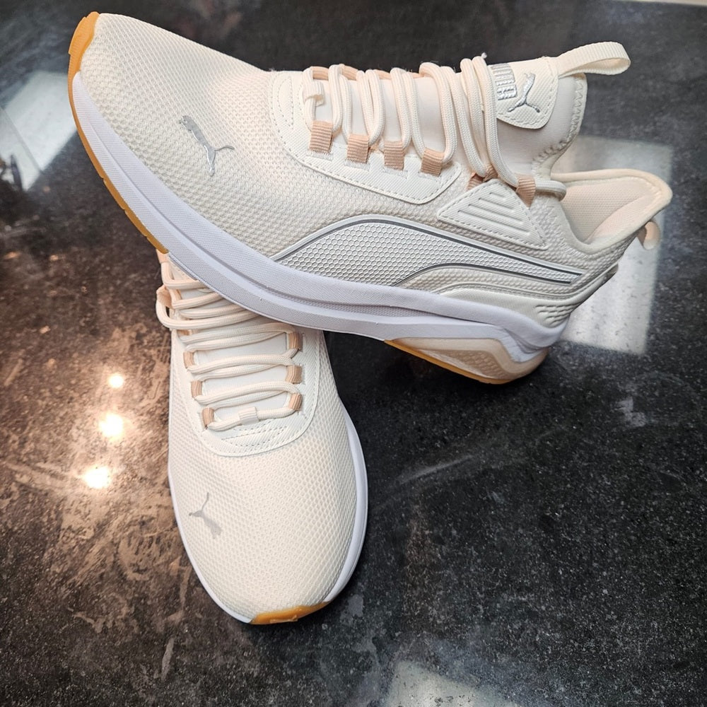 Sz 9 women’s Puma-Amplifier-Wns