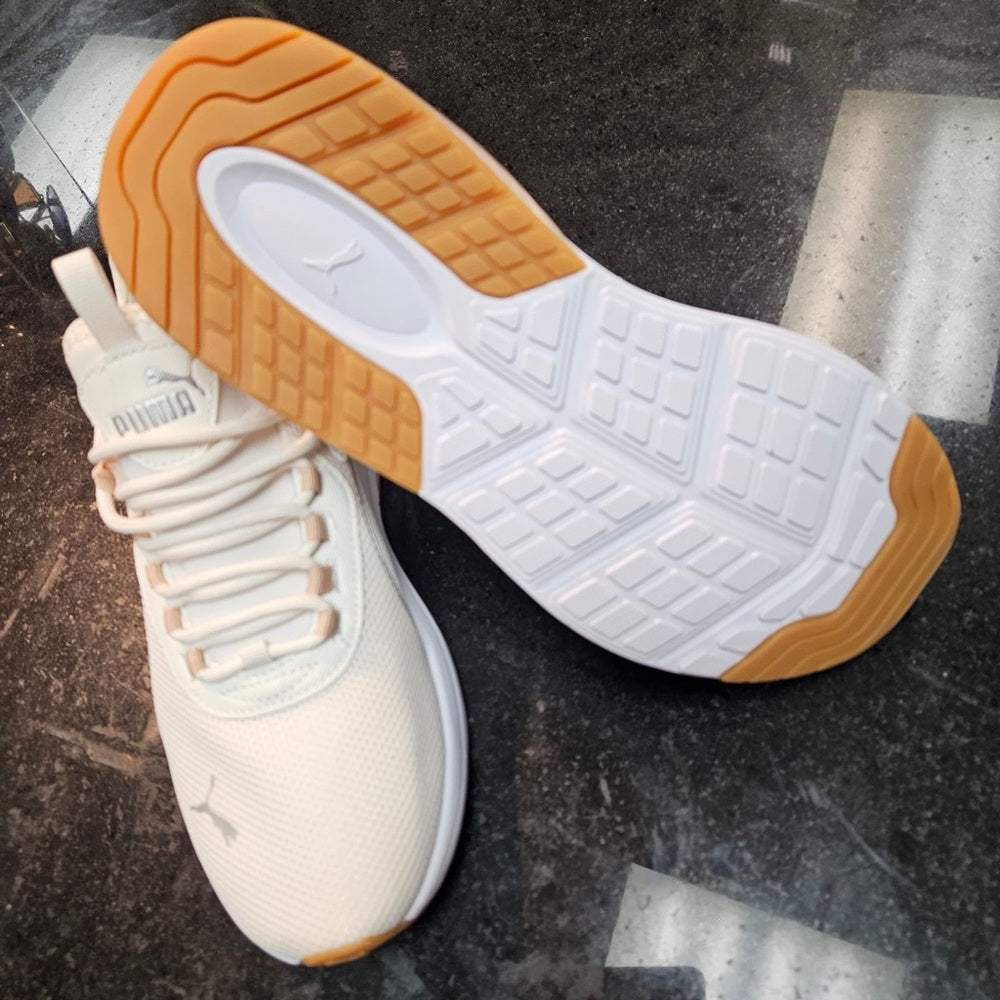 Sz 9 women’s Puma-Amplifier-Wns