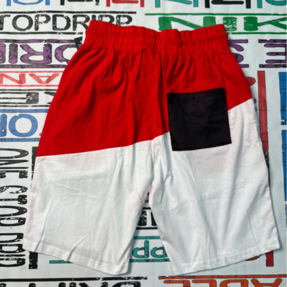 Red white design shorts Sz Various