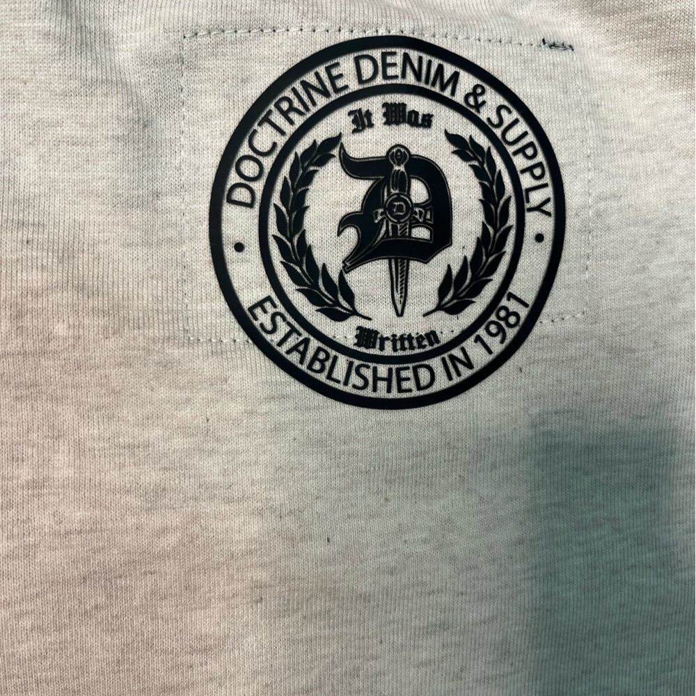 Doctrine graphic tee Sz various