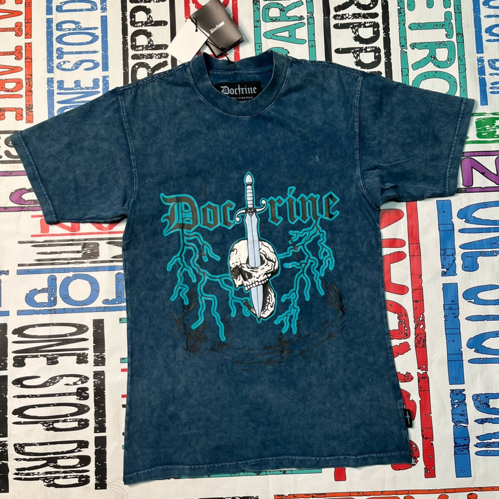 Doctrine graphic tee Sz various