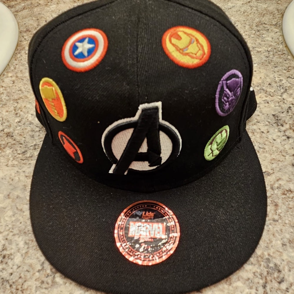 The Avengers Marvel Fitted Hat - Black Sz various