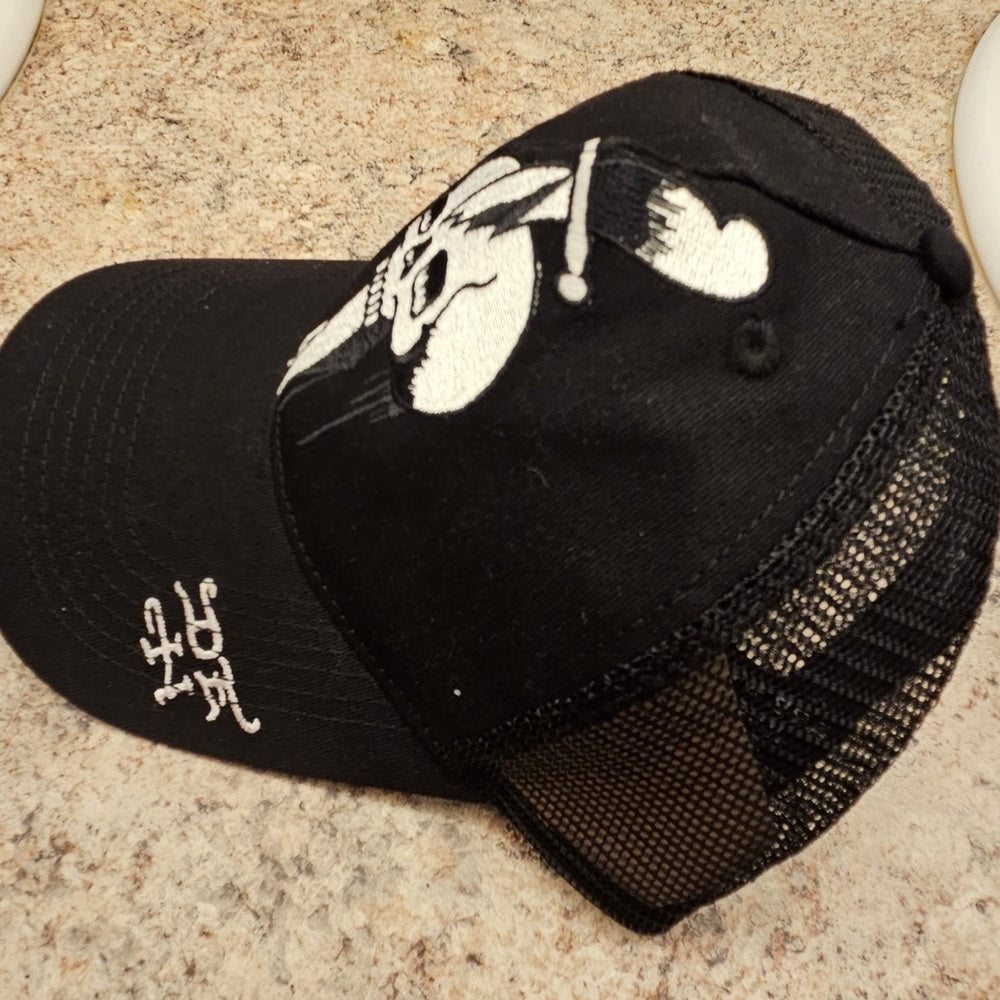 Ed hardy trucker cap one size fits all