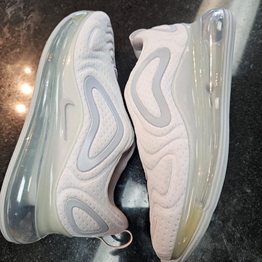 Nike Air Max 720 Vast Wolf Grey sz 6.5