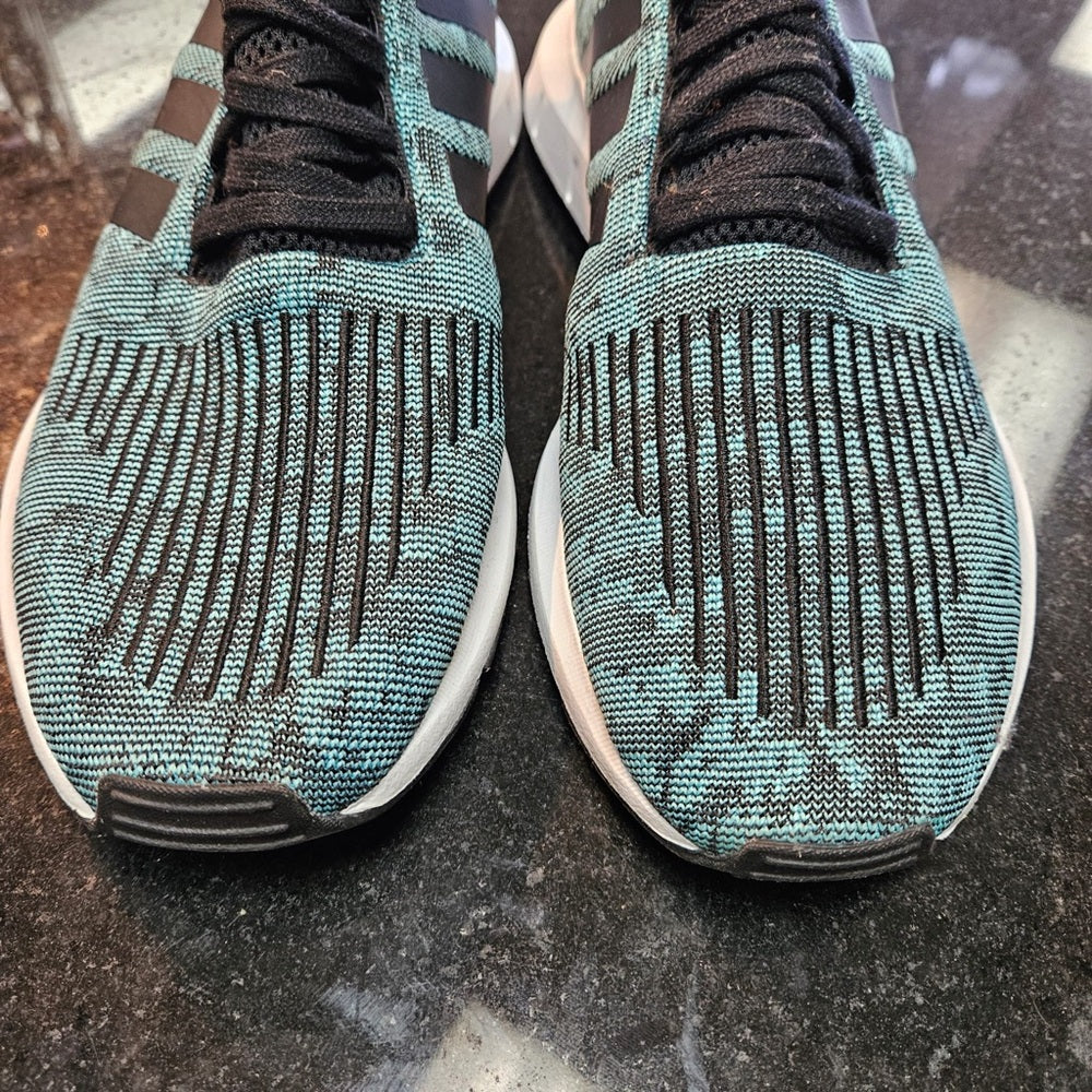 Adidas Swift Run Men's Shoes Mint-Core Black-Cloud White EE4440 size 11.5