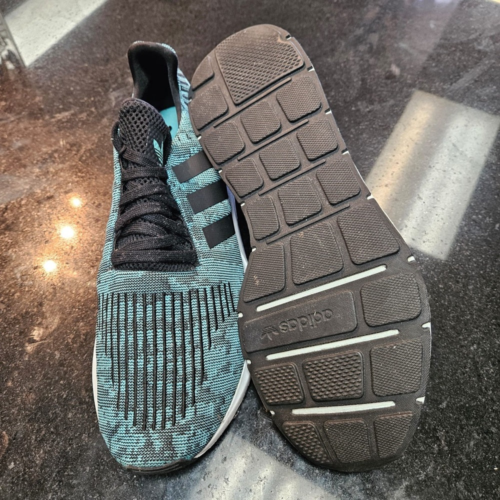 Adidas Swift Run Men's Shoes Mint-Core Black-Cloud White EE4440 size 11.5