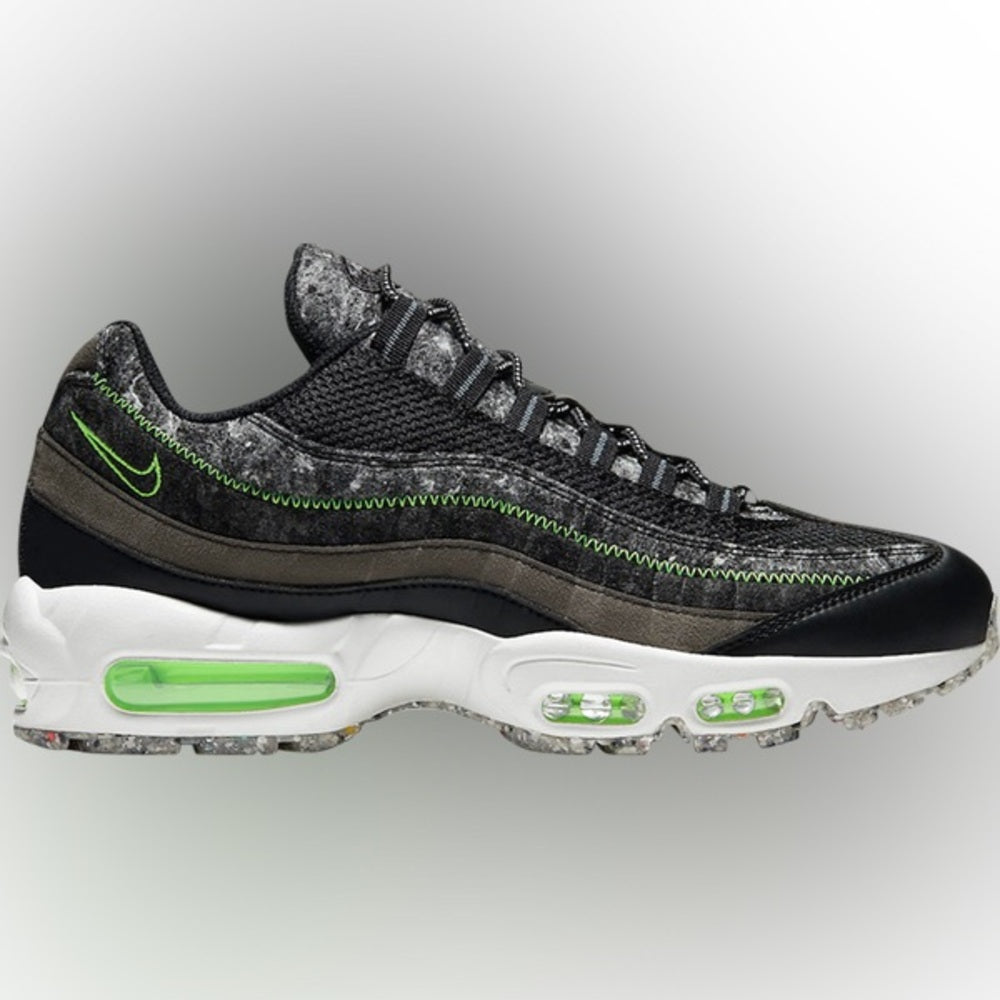 Sz 8.5 Nike air max 95