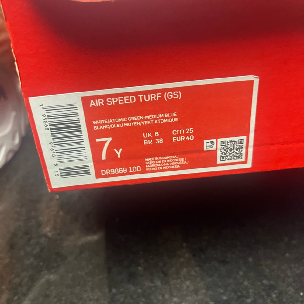 Nike AIR SPEED TURF (GS) size 7y NEW 7 BOY/ WOMEN/ 8.5