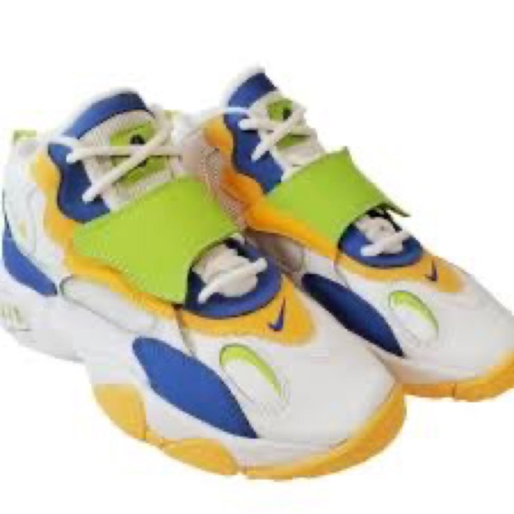 Nike AIR SPEED TURF (GS) size 7y NEW 7 BOY/ WOMEN/ 8.5