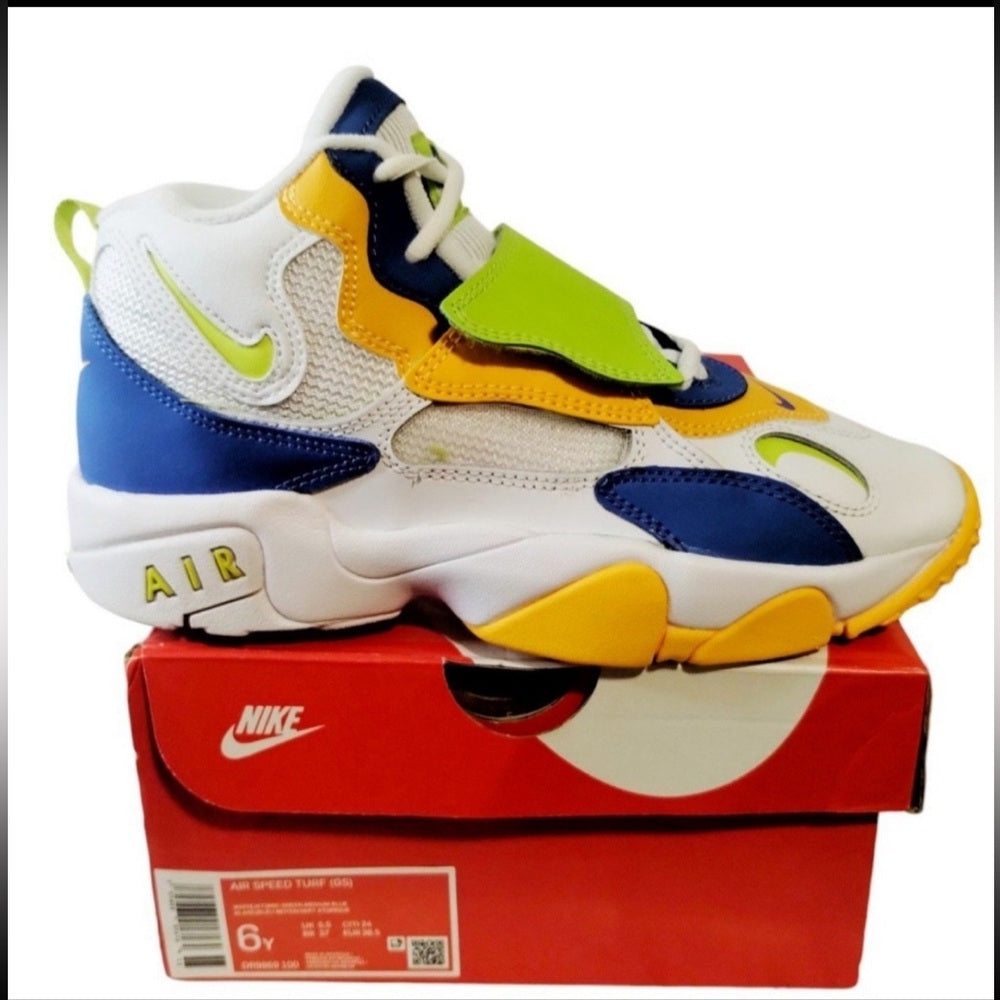 Nike AIR SPEED TURF (GS) size 7y NEW 7 BOY/ WOMEN/ 8.5