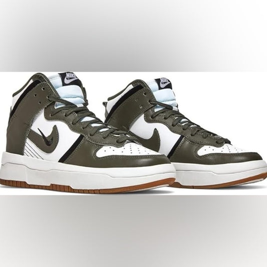 - Sz 9 men , 10.5 women’s Nike dunks green white high