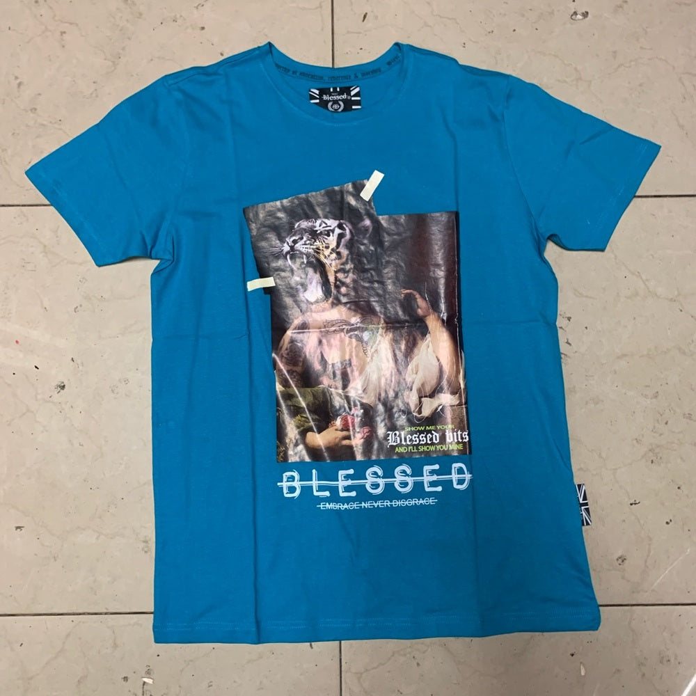 Blessed graphic tee Sz medium