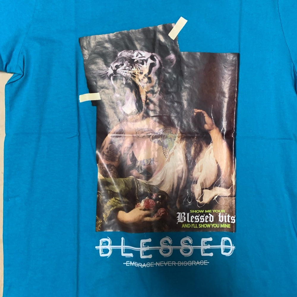Blessed graphic tee Sz medium