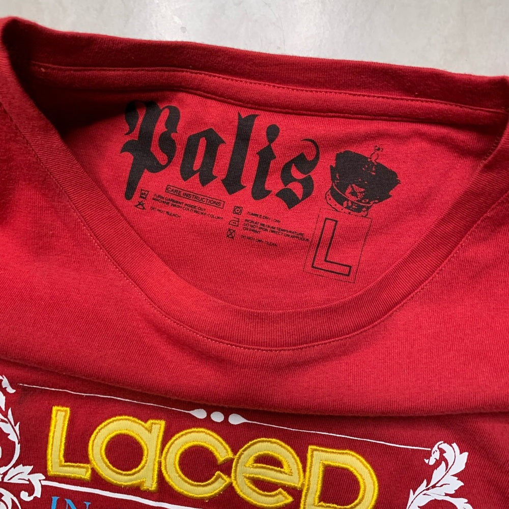 Sz large laced shoe shirt Sz large