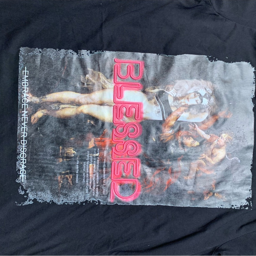 Black graphic tee Sz M blessed brand
