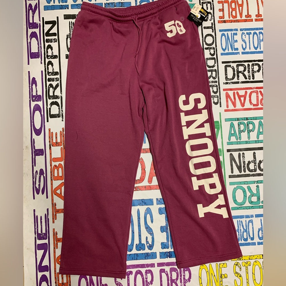 Peanuts® | Aéropostale Snoopy 50 Straight Leg Sweatpants