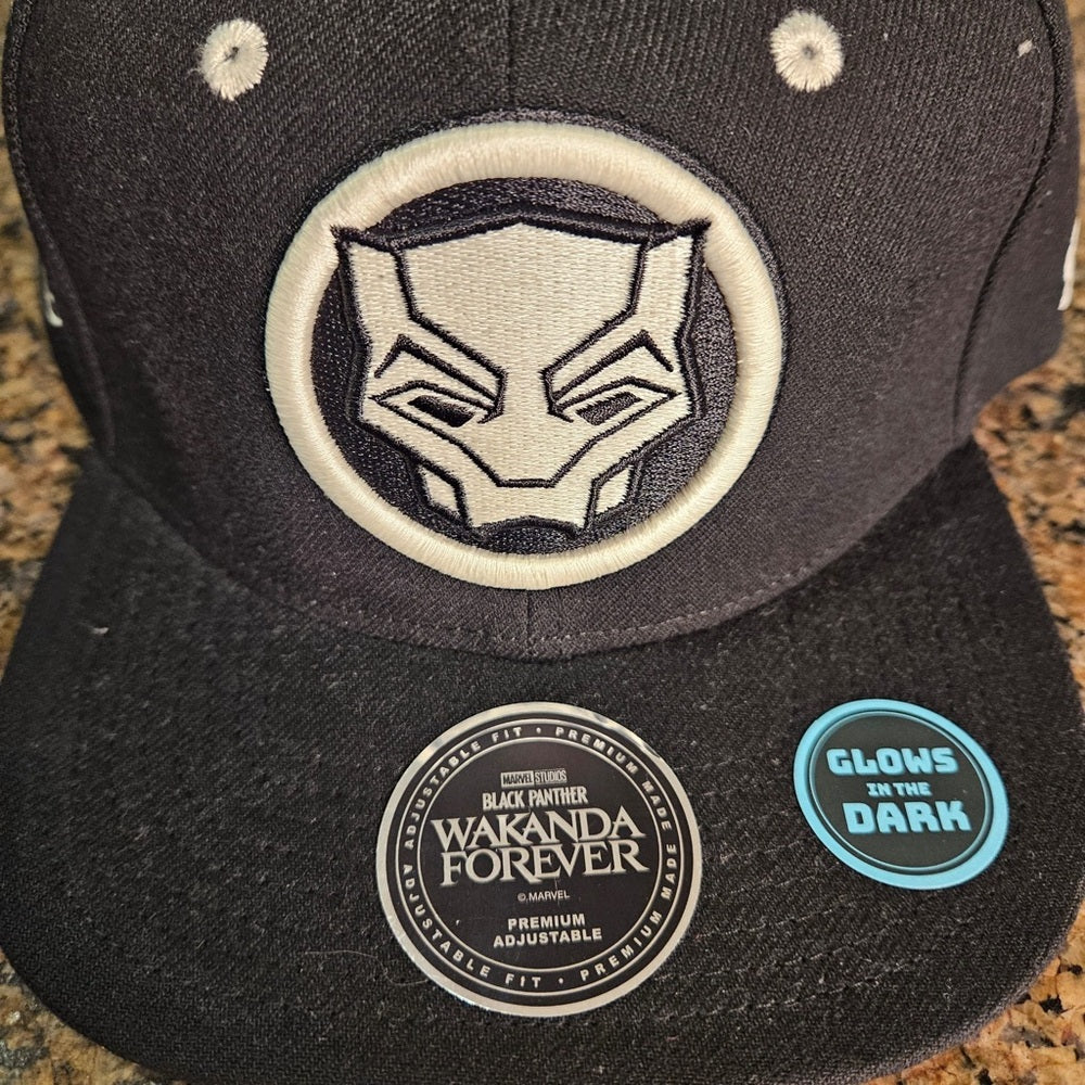 Marvel Black Panther Glow-in-the-Dark Cap