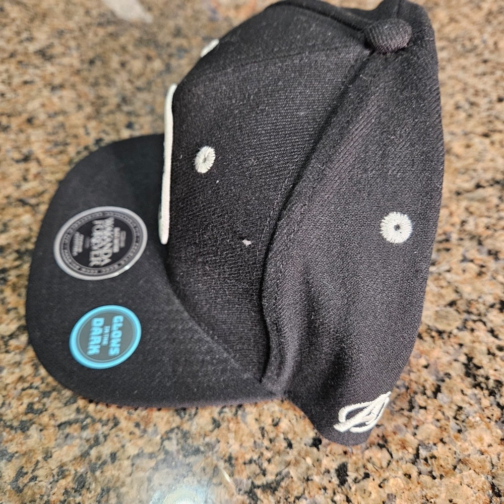 Marvel Black Panther Glow-in-the-Dark Cap