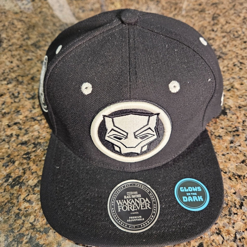 Marvel Black Panther Glow-in-the-Dark Cap