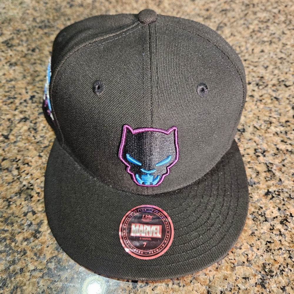 Marvel Black Panther sz 7 fitted cap- Black