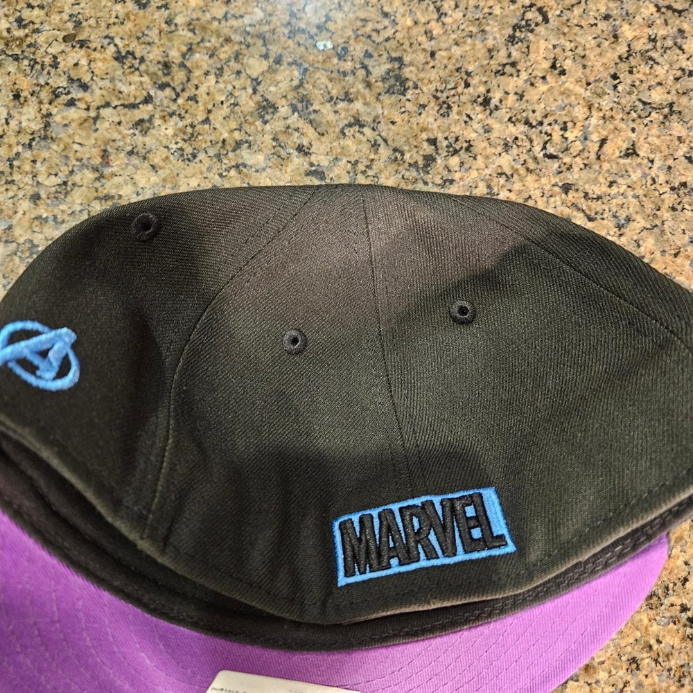 Marvel Black Panther sz 7 fitted cap- Black