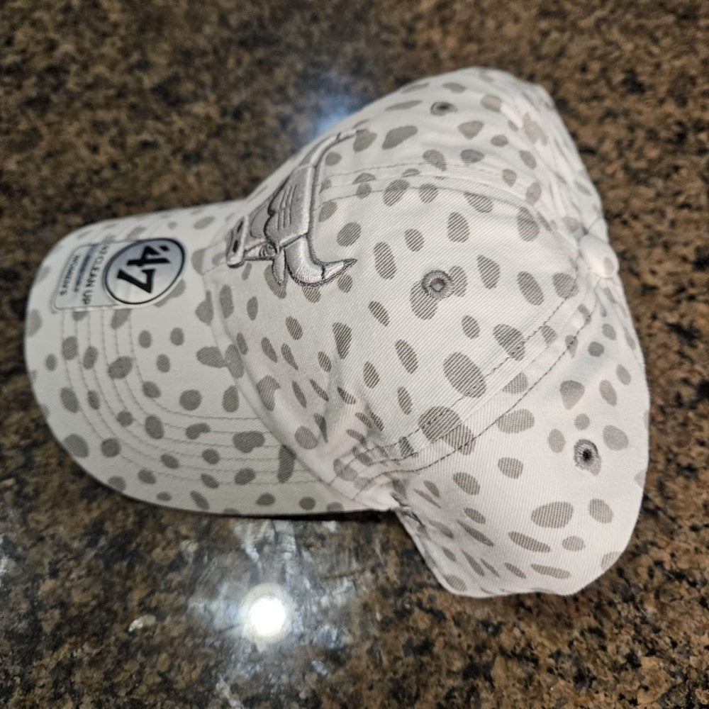 47 Brand Women's Adjustable Cap - Grey Chicago bulls