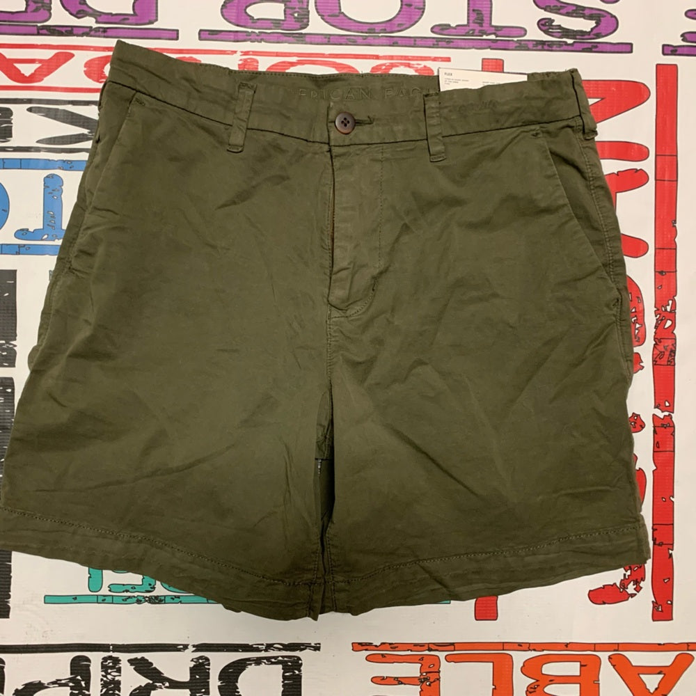 American Eagle Outfitters Olive Green Flat Front Shorts Sz 30