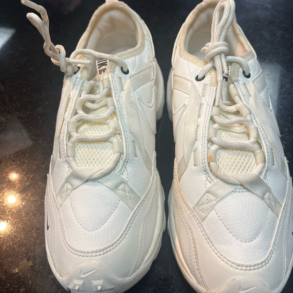 Nike Wmns TC 7900 Sail Black Women Casual Lifestyle Shoes Sneakers DD9682-100