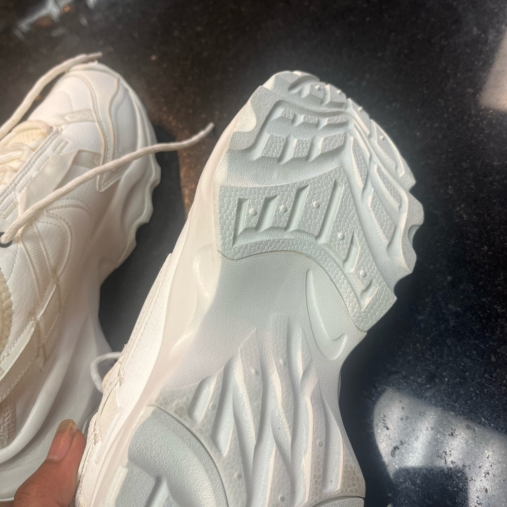 Nike Wmns TC 7900 Sail Black Women Casual Lifestyle Shoes Sneakers DD9682-100